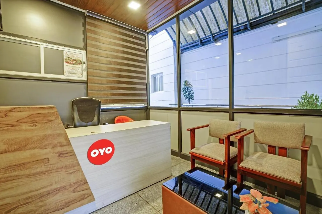Hotel Oyo Flagship 81260 Star Lights Munnar 3*,  Indie