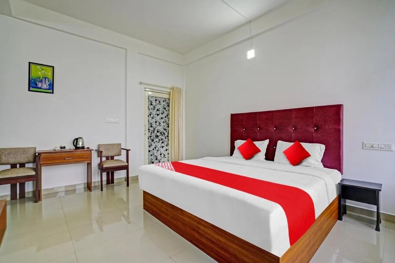 Hotel Oyo Flagship 81260 Star Lights Munnar